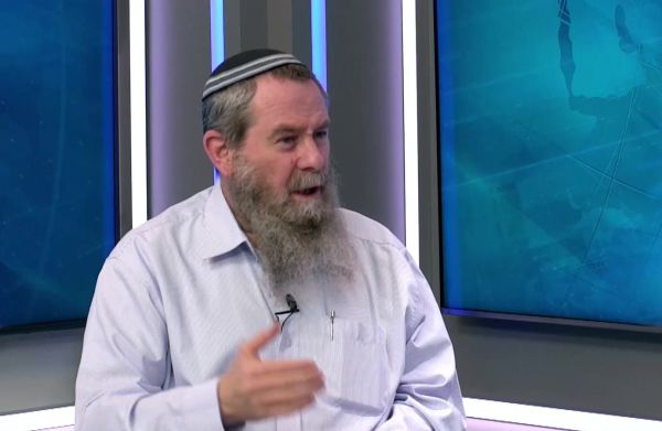 "כהנא מחריב את הזהות היהודית בשליחות ליברמן"