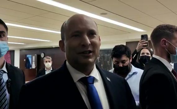 בנט מגיב על משבר גנץ: "יש בעיה, נפתור אותה"