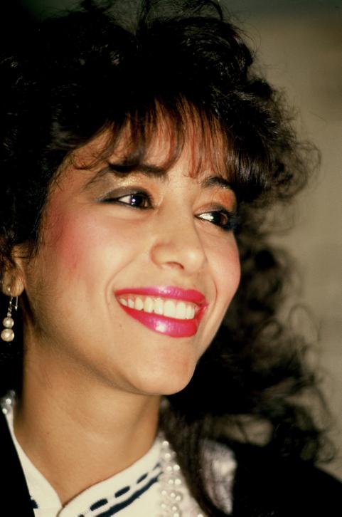 אתם בוחרים: מצעד השירים של עפרה חזה יוצא לדרך