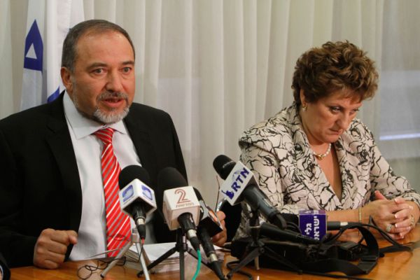 ליברמן ביקר את קירשנבאום בכלא; זה ההסבר שלו