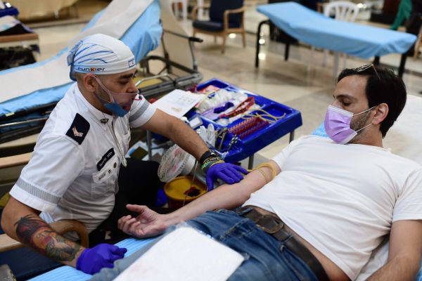 סערת טפסי תרומת דם: סילמן מכנסת דיון חירום