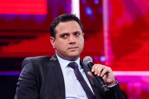 פאדיחת ענק: המרואיין הלא נכון הגיע לאולפן. צפו