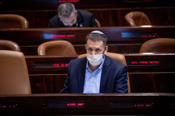 הפסד לכהנא: הלחץ עבד וחוק הגיור לא יעלה