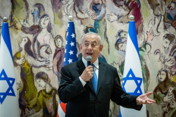 'מצפה לראות אותו'| אאוץ': העקיצה של נתניהו ללפיד