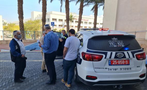 אדם עוכב לחקירה אחרי ששאל את כהנא שאלה