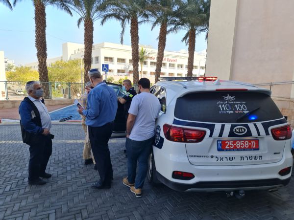 אדם עוכב לחקירה אחרי ששאל את כהנא שאלה