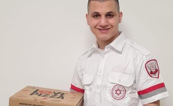 לא רואים כל יום: פיצה עם תוספת הצלת חיים