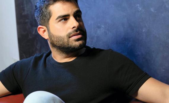 חשבתי שנתחתן: משה כורסיה בשיר חדש ואיתו – וידוי