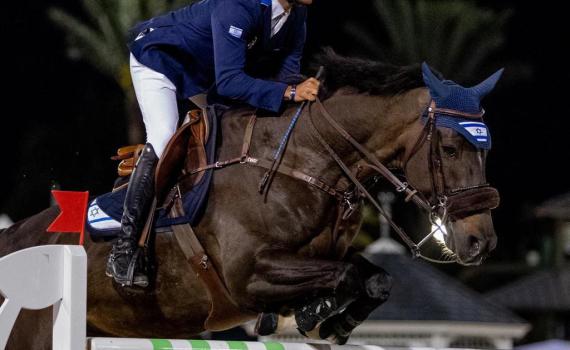 הישג: רוכב ישראלי התחרה במירוץ הסוסים היוקרתי