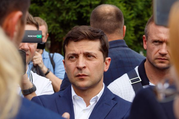 הקומיקאי היהודי שמוביל את אוקראינה במלחמה