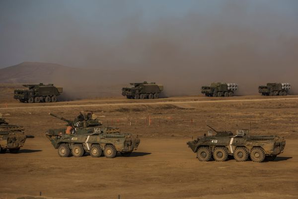 תרגילי ענק בבלארוס, האמריקאים נחתו ברומניה