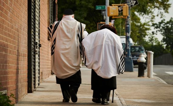 מדאיג: רוב הישראלים מסתירים יהדותם בחו"ל