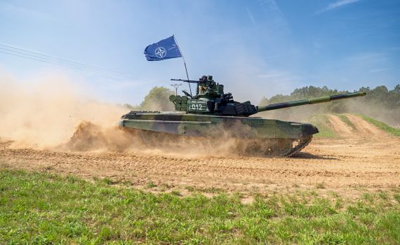 המתיחות עם רוסיה: מנהיגי נאט"ו ייפגשו מחר