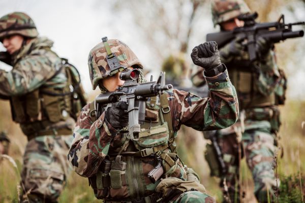 ביידן אישר: אלפי חיילים אמריקנים ישלחו לאירופה