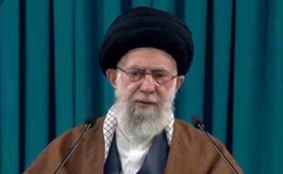 דיווח: איראן פועלת להשיג רכיבים לפצצה גרעינית