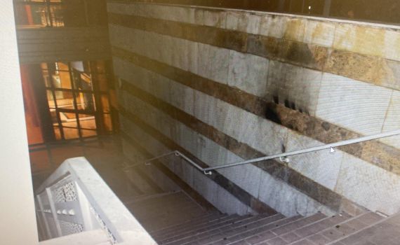 כעס על בית הקפה, והשליך בקבוק תבערה