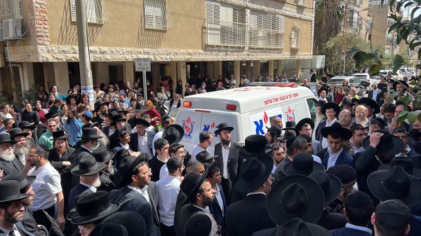 מאות מלווים את יעקב שלום הי"ד, שנרצח בפיגוע