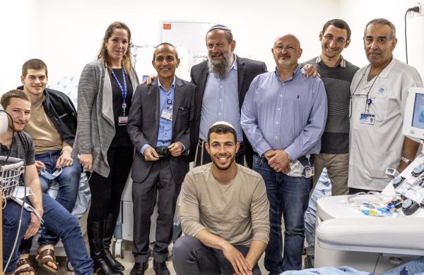 שיאני תרומת הטסיות באיכילוב: 4 תלמידי ישיבה