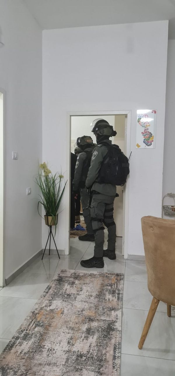 תושב קלנסוואה נעצר בחשד להסתה ותמיכה בדאע"ש