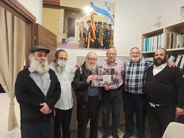 מרגש: פולארד סוגר מעגל במוזיאון גוש קטיף | צפו