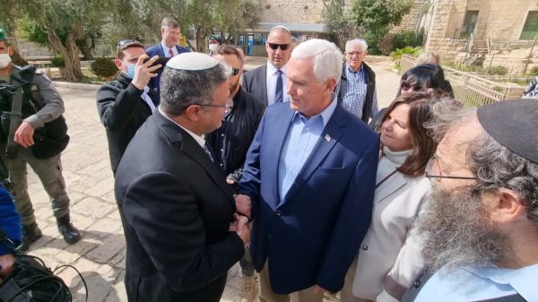 סגן נשיא ארה"ב לשעבר לבן גביר: "תהיה חזק"