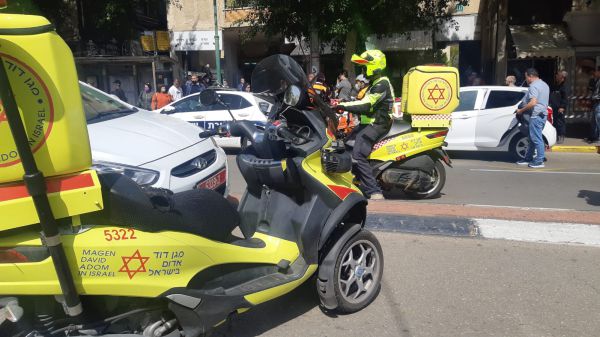 ירי בבית קפה בכפר סבא: בן 60 נפצע באורח קל