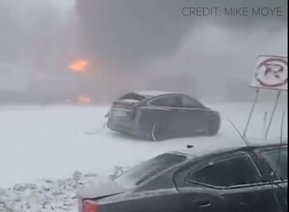 3 הרוגים בתאונת שרשרת קשה בארה"ב | צפו