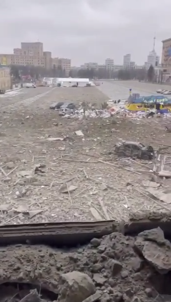 חרקוב: בניין העירייה הושמד במתקפה רוסית | תיעוד