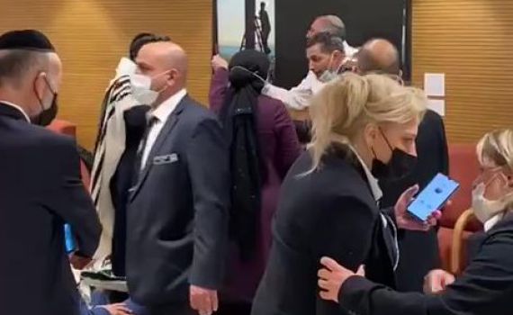 משוגע, חצוף: כמעט מכות בין רוטמן ליו"ר הכנסת. צפו