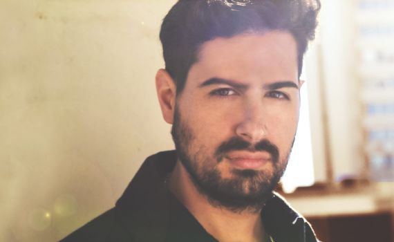 עדיאל בראל בסינגל חדש: "סיפורי אהבה"