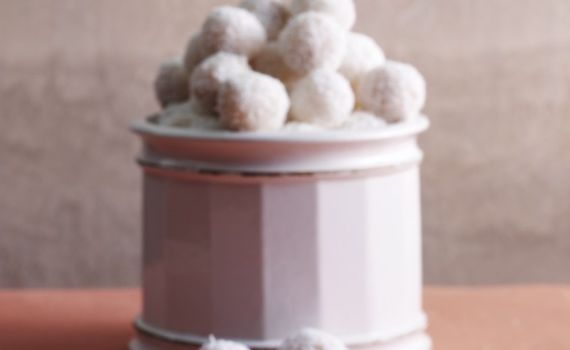 מתנות קטנות: מתכון לכדורי תמרים בריאים במיוחד