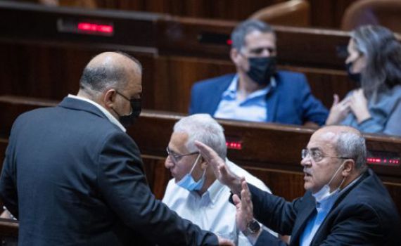 יוצאים לפגרה: הקרבות האישיים שניהלו את הכנסת