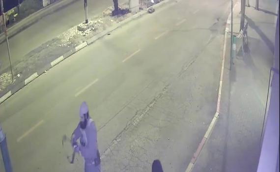 אחד המחבלים הואשם בעבר בהשתייכות לדאע"ש