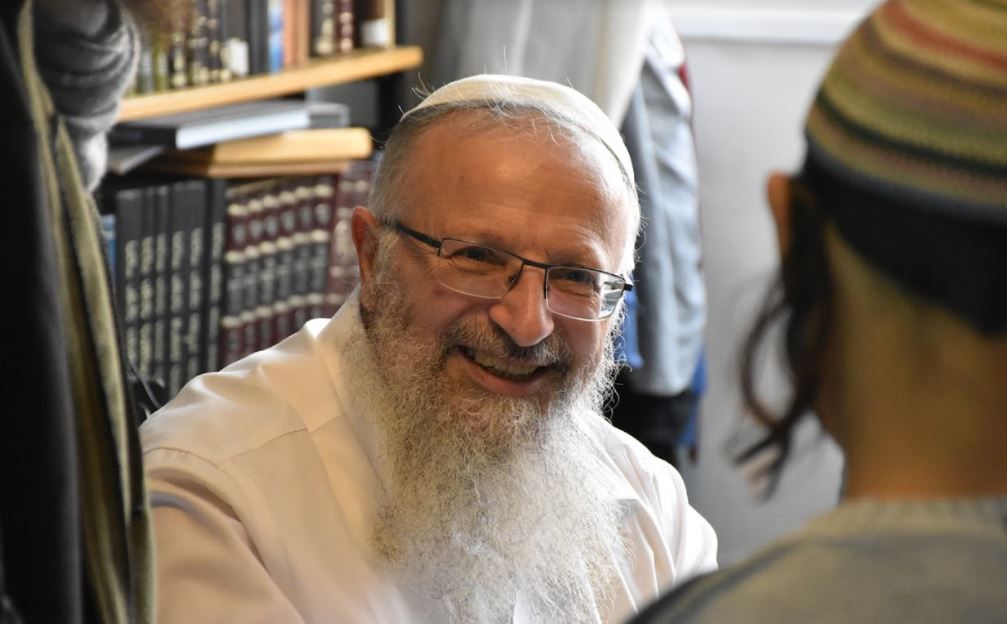 צפו: איך יודעים מי הם ל"ו הצדיקים של דורנו?