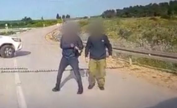 גנבי רכב נתפסו על חם ונעצרו. צפו בתיעוד