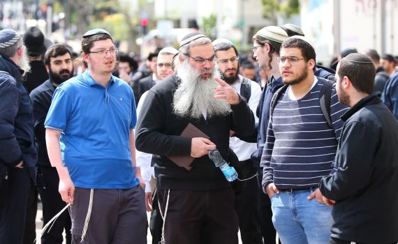 הישיבות הסרוגות שמשתתפות בהלווית הרב קנייבסקי