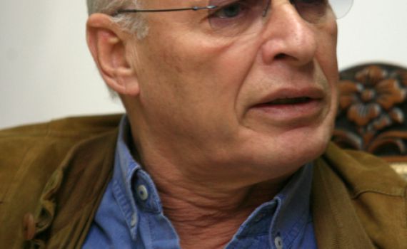 "בנט מעמיד פנים שהוא מתווך בין אוקראינה לרוסיה"