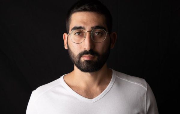 רמי קליינשטיין משתף פעולה עם הזמר הסרוג אליה גבאי