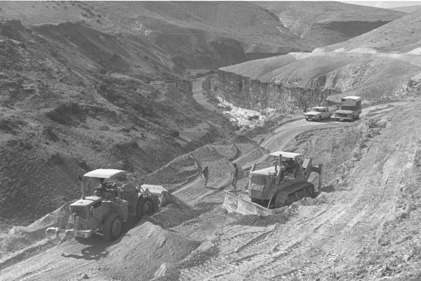 היום בהיסטוריה: 7 חללי גולני בתקרית אל חמה