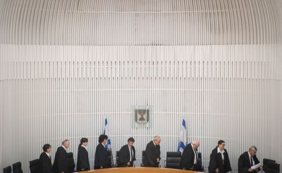 שיא האקטיביזם? השופטת נסמכה על ציטוט משיר