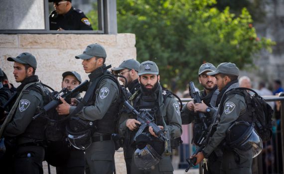 לילה של עימותים: לוחם מג"ב נפצע ממטען