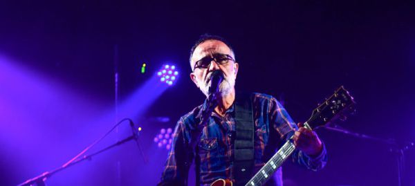 הכיר את אישתו על הבמה: מה שלא ידעתם על אהוד בנאי