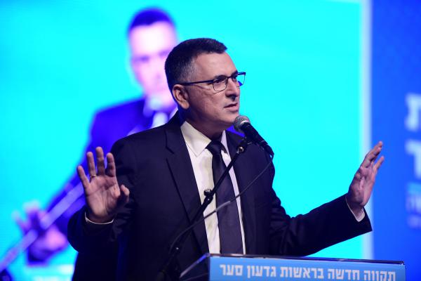 סער נגד נתניהו: "לא הכל מותר בשביל אינטרס פוליטי"