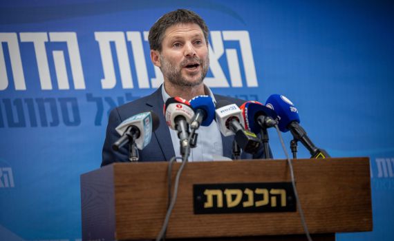 "קיבלנו התחייבות מגורם בכיר בממשלה. נצביע בעד"