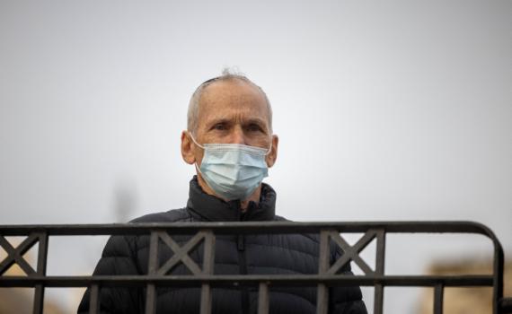 כמה מהציבור הישראלי תומכים בעמר בר לב?