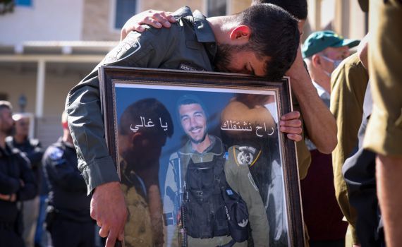 תלמידי הישיבה התיכונית בניחום אבלים בכפר סמיע