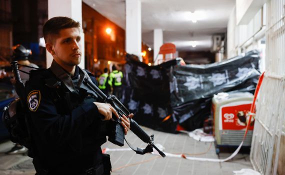 אירוע חריג במצפה רמון: אדם ירה באוויר מחשש לחייו