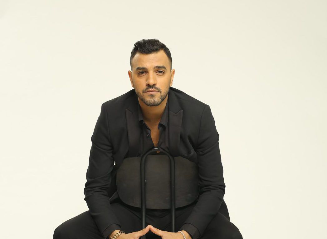 באמצע ההופעה: איתי לוי במחווה מרגשת לאימו| צפו: