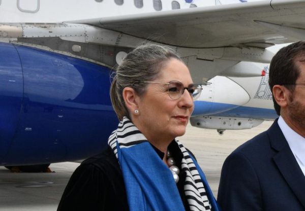 מדהימה: מיכל הרצוג מככבת בשבוע האופנה