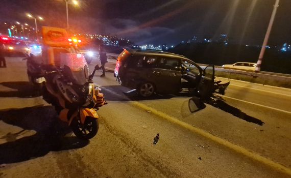 נהג רכב נפצע בינוני בתאונה בירושלים